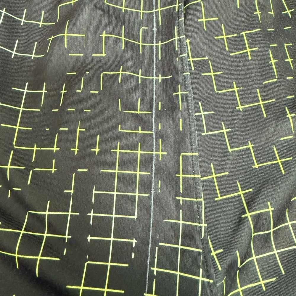 Nike Athletic Shorts/Top Set